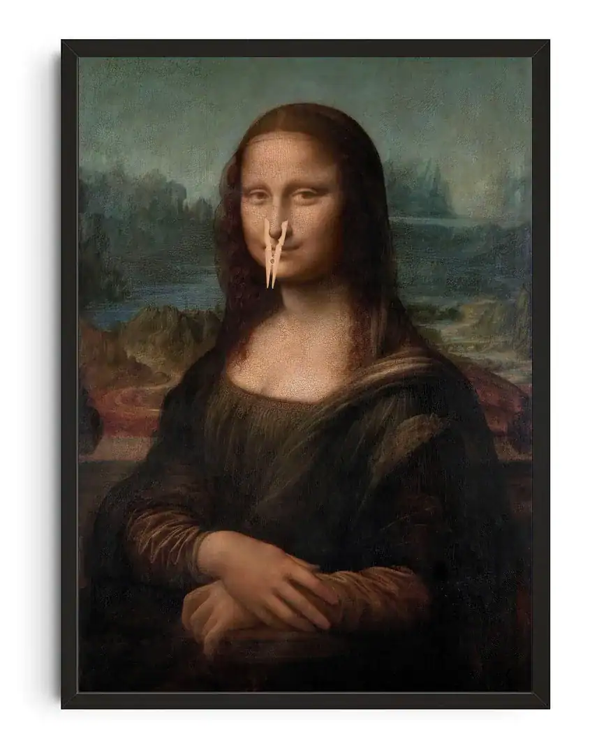 Mona Lisa Clothesline Throne